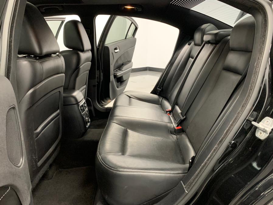 Used Dodge Charger 4dr Sdn RT RWD 2013 | M Auto Group. Elizabeth, New Jersey Used Dodge Charger 4dr Sdn RT RWD 2013 | M Auto Group. Elizabeth, New Jersey