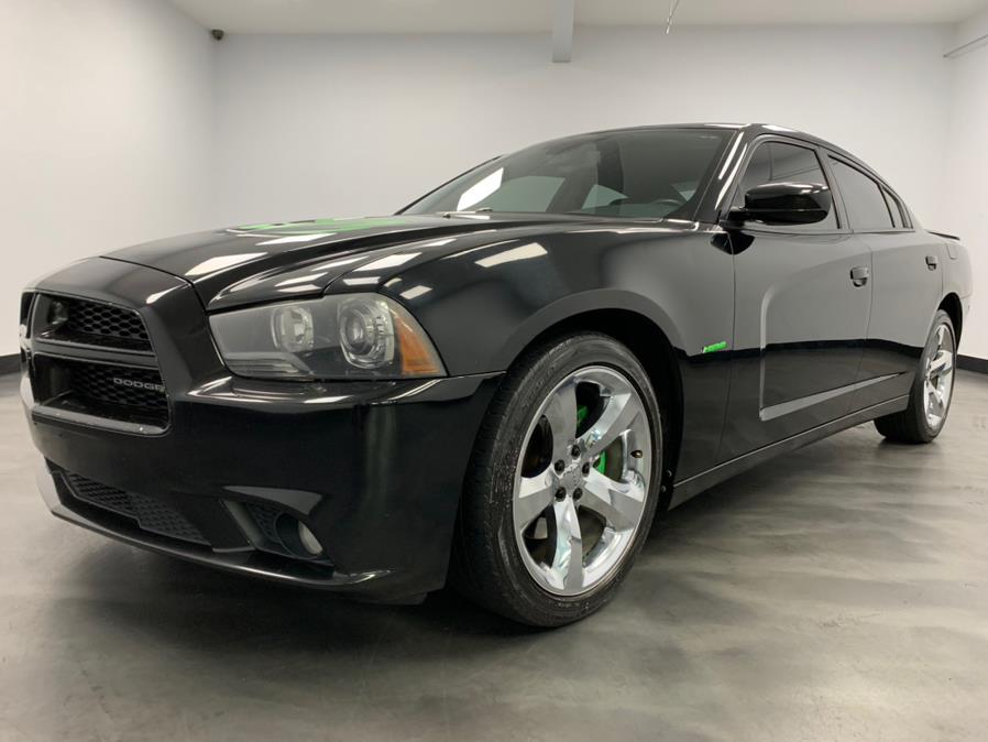 Used Dodge Charger 4dr Sdn RT RWD 2013 | M Auto Group. Elizabeth, New Jersey Used Dodge Charger 4dr Sdn RT RWD 2013 | M Auto Group. Elizabeth, New Jersey