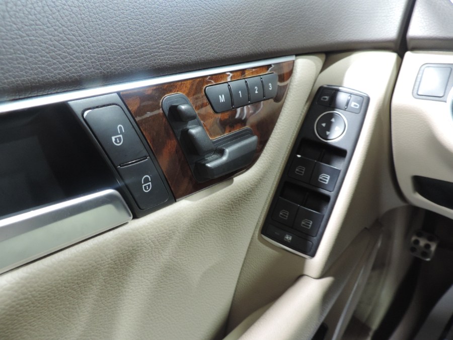 Used Mercedes-Benz C-Class 4dr Sdn C300 Sport 4MATIC 2012 | Auto Gallery. Lodi, New Jersey Used Mercedes-Benz C-Class 4dr Sdn C300 Sport 4MATIC 2012 | Auto Gallery. Lodi, New Jersey
