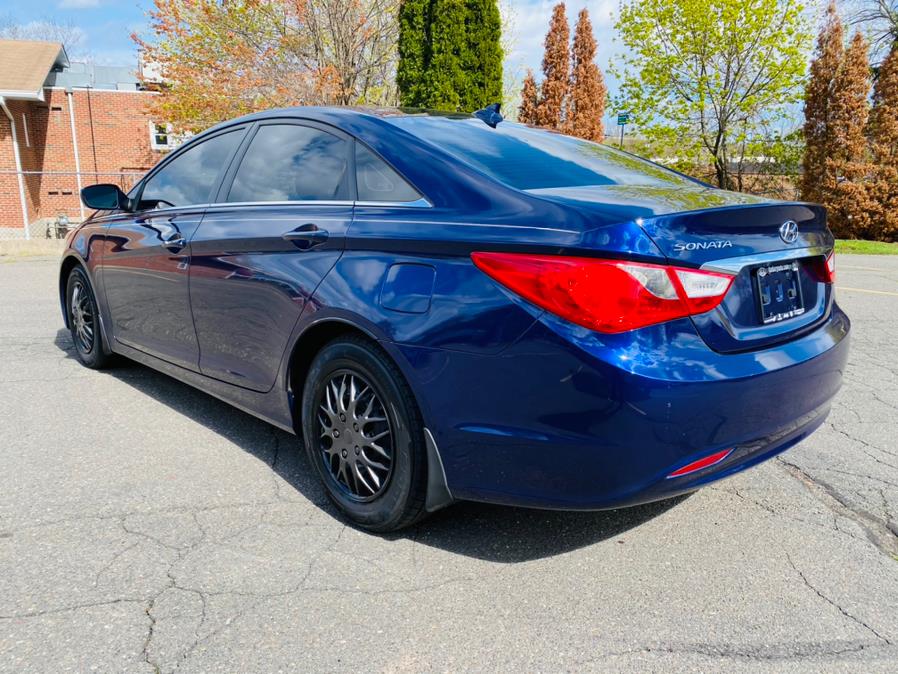 Used Hyundai Sonata 4dr Sdn 2.4L Auto GLS 2012 | Supreme Automotive. New Britain, Connecticut Used Hyundai Sonata 4dr Sdn 2.4L Auto GLS 2012 | Supreme Automotive. New Britain, Connecticut