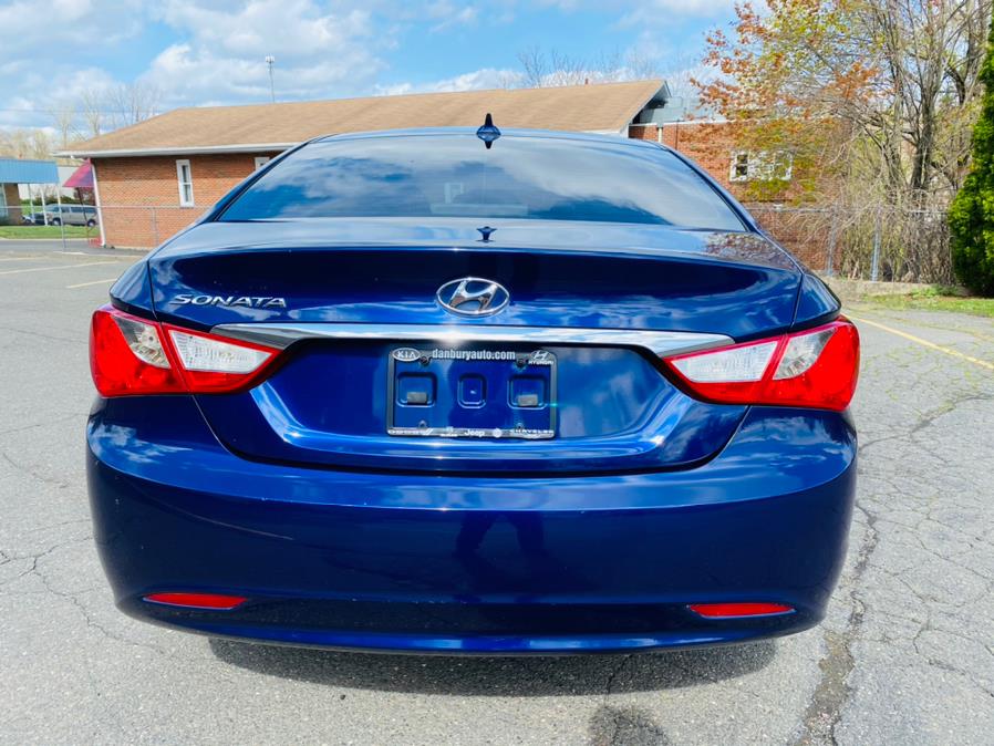 Used Hyundai Sonata 4dr Sdn 2.4L Auto GLS 2012 | Supreme Automotive. New Britain, Connecticut Used Hyundai Sonata 4dr Sdn 2.4L Auto GLS 2012 | Supreme Automotive. New Britain, Connecticut