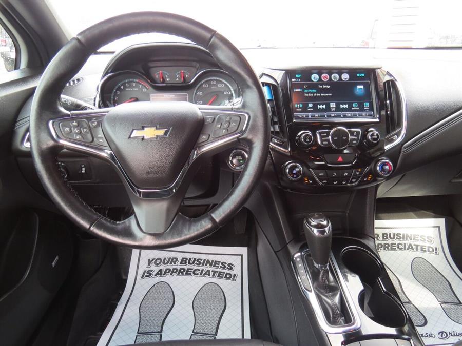 Used Chevrolet Cruze Premier Auto 4dr Hatchback 2017 | Lake City Exports Inc. Auburn, Maine Used Chevrolet Cruze Premier Auto 4dr Hatchback 2017 | Lake City Exports Inc. Auburn, Maine