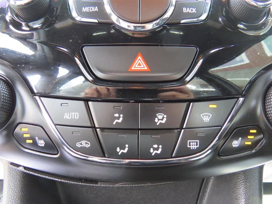 Used Chevrolet Cruze Premier Auto 4dr Hatchback 2017 | Lake City Exports Inc. Auburn, Maine Used Chevrolet Cruze Premier Auto 4dr Hatchback 2017 | Lake City Exports Inc. Auburn, Maine
