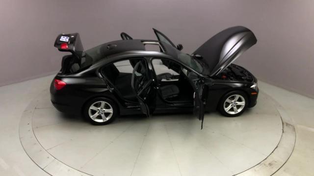 2014 BMW 3 Series 4dr Sdn 320i xDrive AWD, available for sale in Naugatuck, Connecticut | J&M Automotive Sls&Svc LLC. Naugatuck, Connecticut 2014 BMW 3 Series 4dr Sdn 320i xDrive AWD, available for sale in Naugatuck, Connecticut | J&M Automotive Sls&Svc LLC. Naugatuck, Connecticut