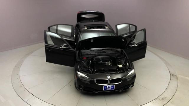 2014 BMW 3 Series 4dr Sdn 320i xDrive AWD, available for sale in Naugatuck, Connecticut | J&M Automotive Sls&Svc LLC. Naugatuck, Connecticut 2014 BMW 3 Series 4dr Sdn 320i xDrive AWD, available for sale in Naugatuck, Connecticut | J&M Automotive Sls&Svc LLC. Naugatuck, Connecticut
