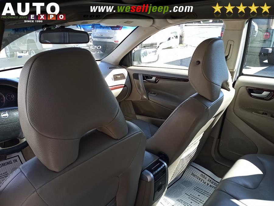 2005 Volvo XC70 2.5L Turbo AWD w/Sunroof, available for sale in Huntington, New York | Auto Expo. Huntington, New York 2005 Volvo XC70 2.5L Turbo AWD w/Sunroof, available for sale in Huntington, New York | Auto Expo. Huntington, New York