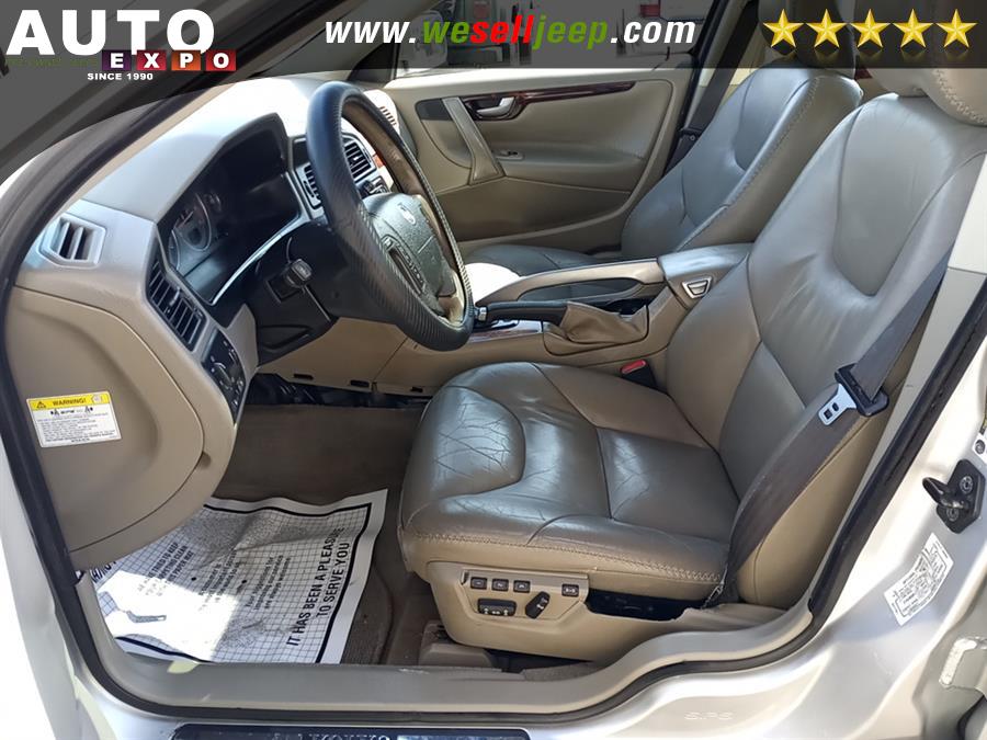 2005 Volvo XC70 2.5L Turbo AWD w/Sunroof, available for sale in Huntington, New York | Auto Expo. Huntington, New York 2005 Volvo XC70 2.5L Turbo AWD w/Sunroof, available for sale in Huntington, New York | Auto Expo. Huntington, New York