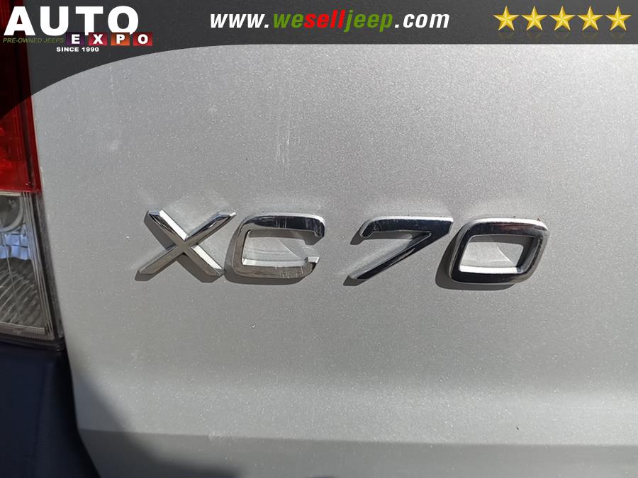 2005 Volvo XC70 2.5L Turbo AWD w/Sunroof, available for sale in Huntington, New York | Auto Expo. Huntington, New York 2005 Volvo XC70 2.5L Turbo AWD w/Sunroof, available for sale in Huntington, New York | Auto Expo. Huntington, New York