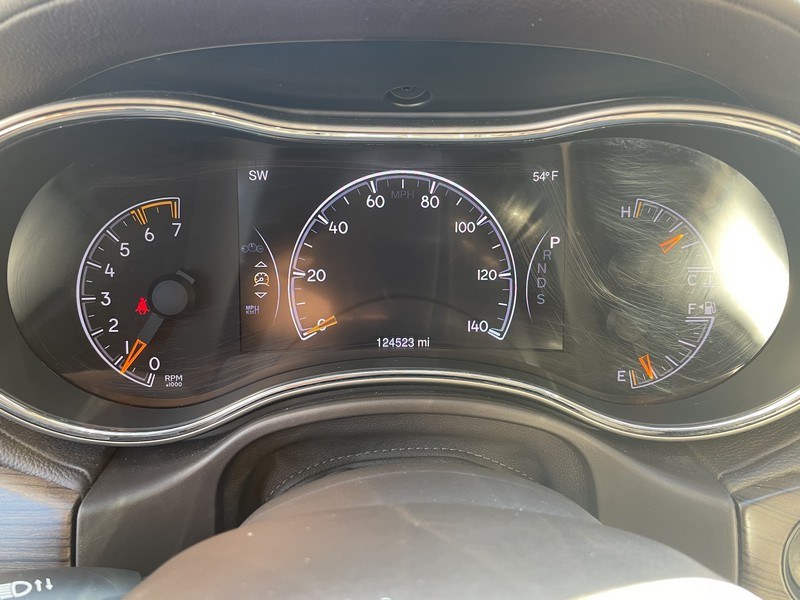 Used Jeep Grand Cherokee 4WD 4dr Overland 2014 | Union Street Auto Sales. West Springfield, Massachusetts Used Jeep Grand Cherokee 4WD 4dr Overland 2014 | Union Street Auto Sales. West Springfield, Massachusetts
