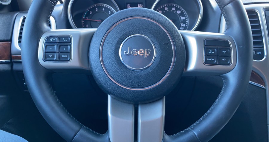2012 Jeep Grand Cherokee 4WD Limited, available for sale in Waterbury, Connecticut | West End Automotive Center. Waterbury, Connecticut 2012 Jeep Grand Cherokee 4WD Limited, available for sale in Waterbury, Connecticut | West End Automotive Center. Waterbury, Connecticut