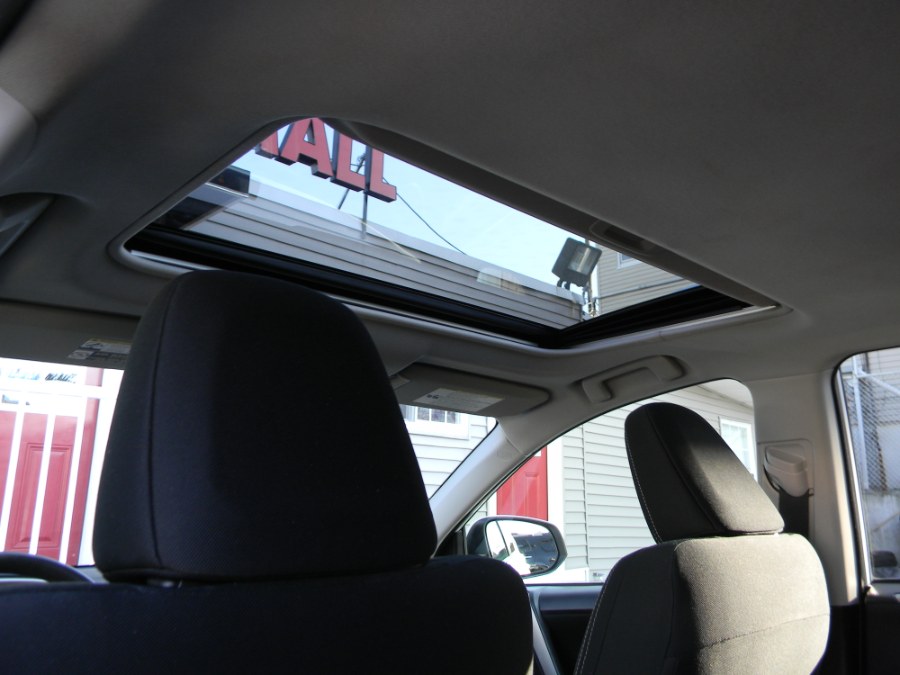 Used Toyota RAV4 AWD 4dr XLE (Natl) 2014 | DZ Automall. Paterson, New Jersey Used Toyota RAV4 AWD 4dr XLE (Natl) 2014 | DZ Automall. Paterson, New Jersey