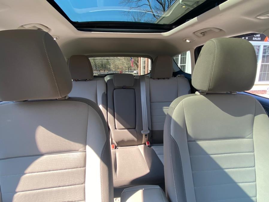 Used Ford Escape 4WD 4dr SE 2013 | Lava Motors 2 Inc. Canton, Connecticut Used Ford Escape 4WD 4dr SE 2013 | Lava Motors 2 Inc. Canton, Connecticut