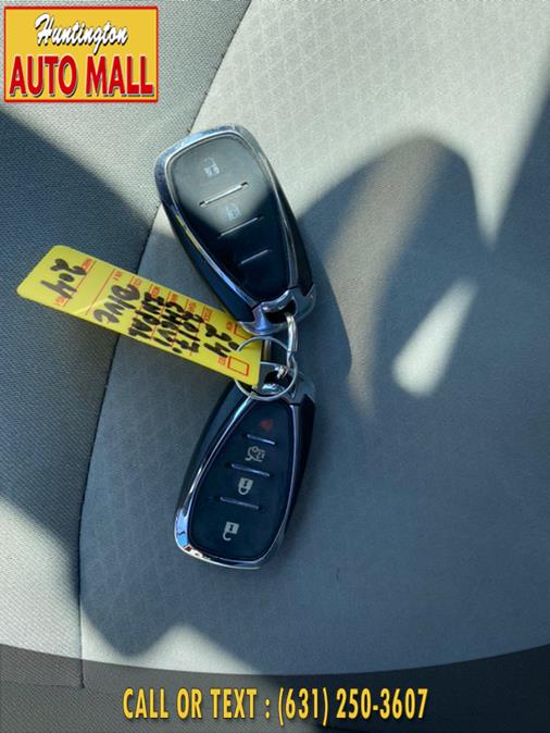 Used Chevrolet Malibu 4dr Sdn LS w/1FL 2017 | Huntington Auto Mall. Huntington Station, New York Used Chevrolet Malibu 4dr Sdn LS w/1FL 2017 | Huntington Auto Mall. Huntington Station, New York