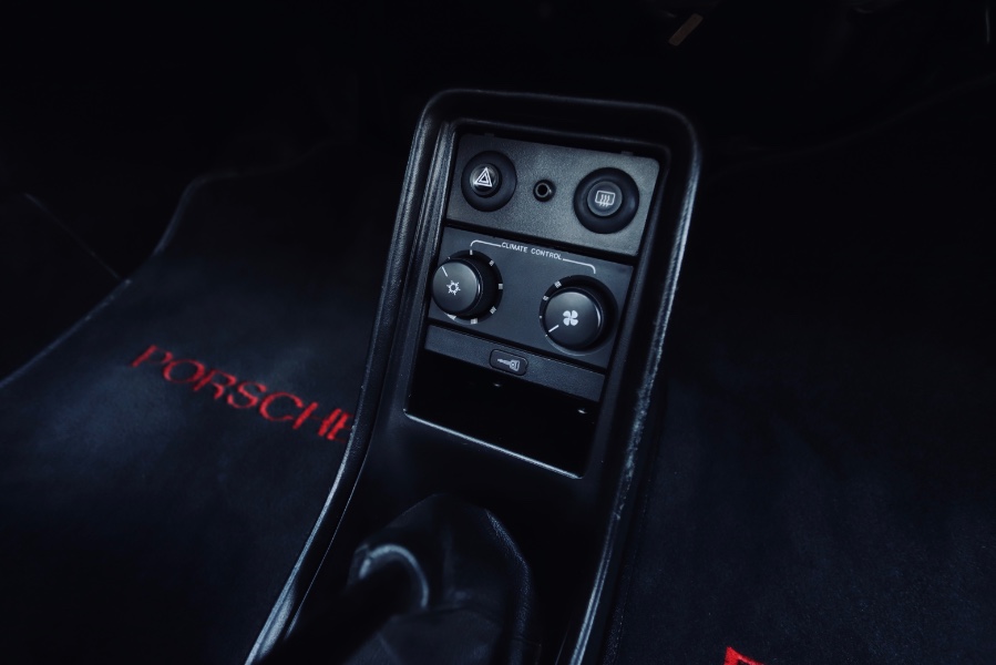 1987 Porsche 911 Carrera 2dr Targa 5 Speed, available for sale in North Salem, New York | Meccanic Shop North Inc. North Salem, New York 1987 Porsche 911 Carrera 2dr Targa 5 Speed, available for sale in North Salem, New York | Meccanic Shop North Inc. North Salem, New York