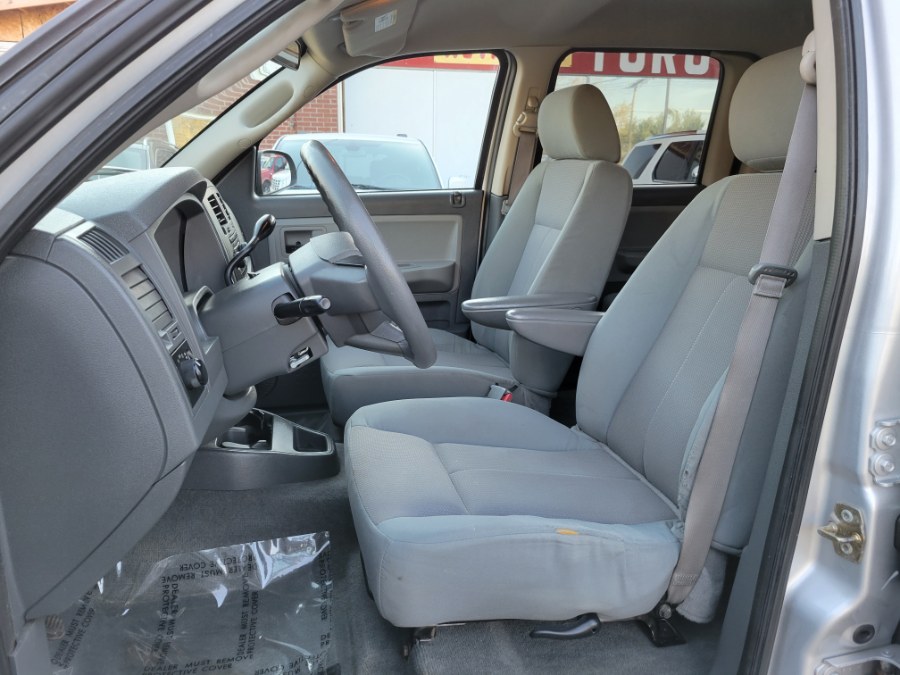 2005 Dodge Dakota 4dr Crew Cab 131" WB 4WD ST, available for sale in East Windsor, Connecticut | Toro Auto. East Windsor, Connecticut 2005 Dodge Dakota 4dr Crew Cab 131" WB 4WD ST, available for sale in East Windsor, Connecticut | Toro Auto. East Windsor, Connecticut