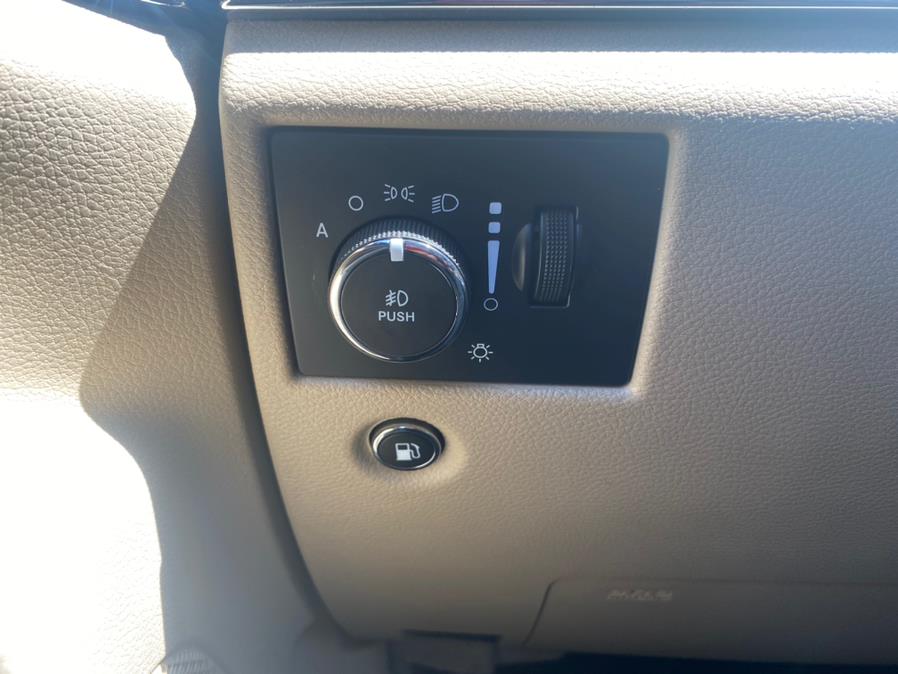 2016 Jeep Grand Cherokee 4WD 4dr Limited, available for sale in Irvington , New Jersey | Auto Haus of Irvington Corp. Irvington , New Jersey 2016 Jeep Grand Cherokee 4WD 4dr Limited, available for sale in Irvington , New Jersey | Auto Haus of Irvington Corp. Irvington , New Jersey