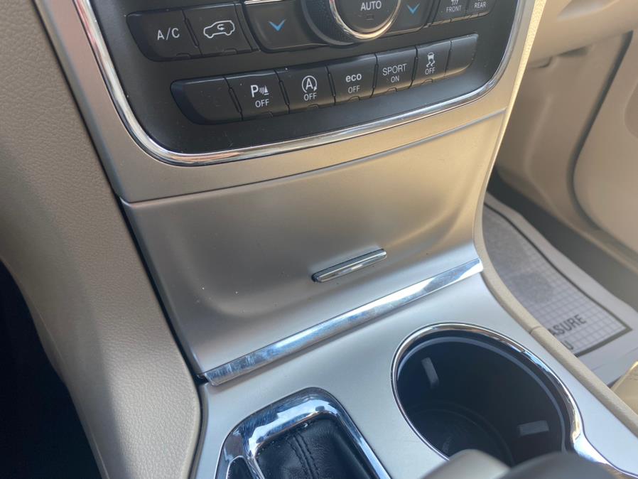 2016 Jeep Grand Cherokee 4WD 4dr Limited, available for sale in Irvington , New Jersey | Auto Haus of Irvington Corp. Irvington , New Jersey 2016 Jeep Grand Cherokee 4WD 4dr Limited, available for sale in Irvington , New Jersey | Auto Haus of Irvington Corp. Irvington , New Jersey