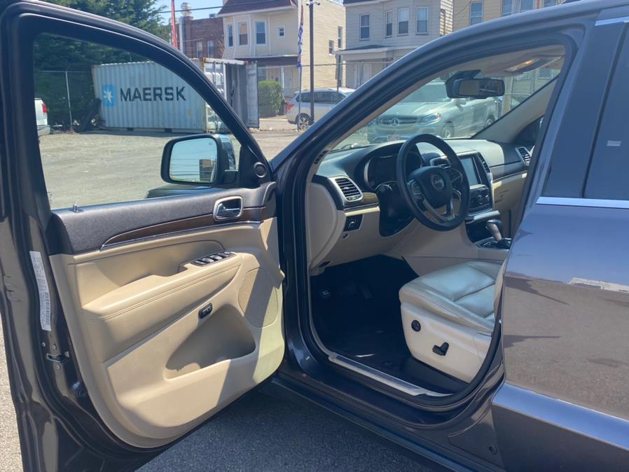 2016 Jeep Grand Cherokee 4WD 4dr Limited, available for sale in Irvington , New Jersey | Auto Haus of Irvington Corp. Irvington , New Jersey 2016 Jeep Grand Cherokee 4WD 4dr Limited, available for sale in Irvington , New Jersey | Auto Haus of Irvington Corp. Irvington , New Jersey