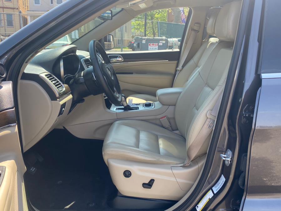 2016 Jeep Grand Cherokee 4WD 4dr Limited, available for sale in Irvington , New Jersey | Auto Haus of Irvington Corp. Irvington , New Jersey 2016 Jeep Grand Cherokee 4WD 4dr Limited, available for sale in Irvington , New Jersey | Auto Haus of Irvington Corp. Irvington , New Jersey