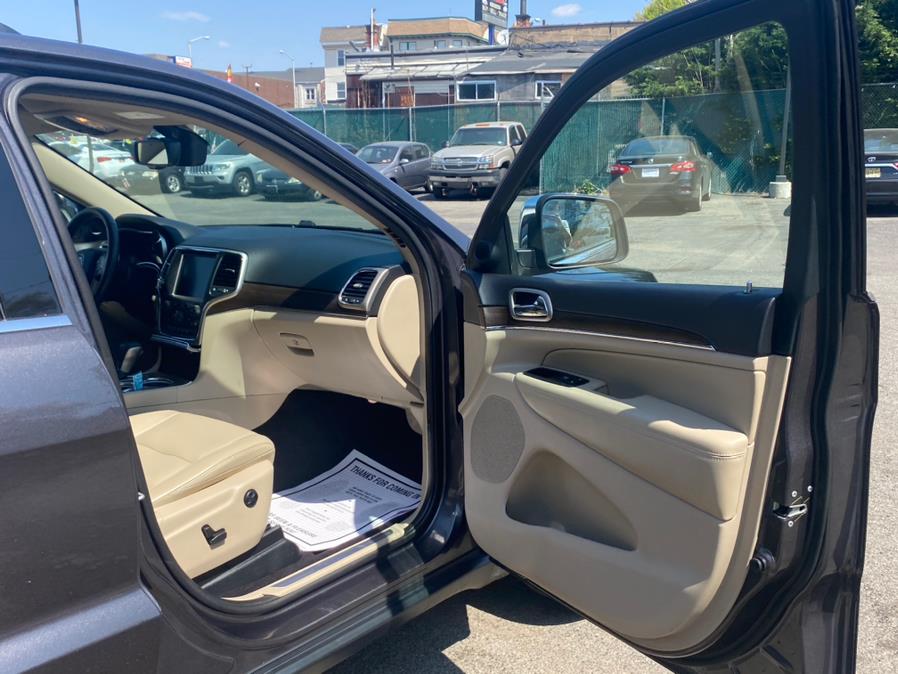 2016 Jeep Grand Cherokee 4WD 4dr Limited, available for sale in Irvington , New Jersey | Auto Haus of Irvington Corp. Irvington , New Jersey 2016 Jeep Grand Cherokee 4WD 4dr Limited, available for sale in Irvington , New Jersey | Auto Haus of Irvington Corp. Irvington , New Jersey