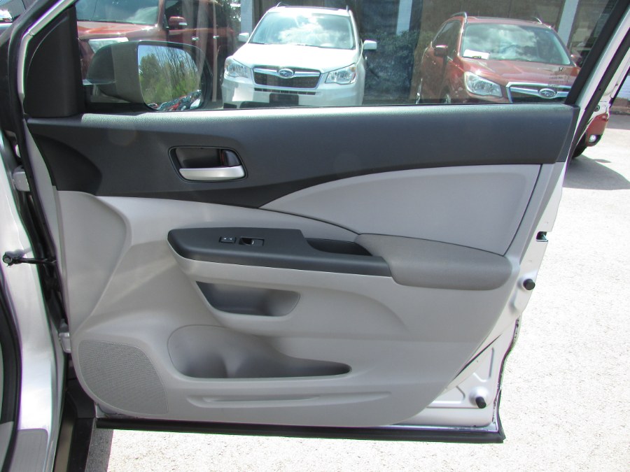 Used Honda CR-V 2WD 5dr LX 2013 | United Auto Sales of E Windsor, Inc. East Windsor, Connecticut Used Honda CR-V 2WD 5dr LX 2013 | United Auto Sales of E Windsor, Inc. East Windsor, Connecticut