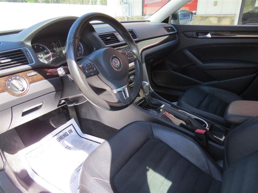 Used Volkswagen Passat 1.8T SEL Premium PZEV 4dr Sedan 6A 2014 | Lake City Exports Inc. Auburn, Maine Used Volkswagen Passat 1.8T SEL Premium PZEV 4dr Sedan 6A 2014 | Lake City Exports Inc. Auburn, Maine