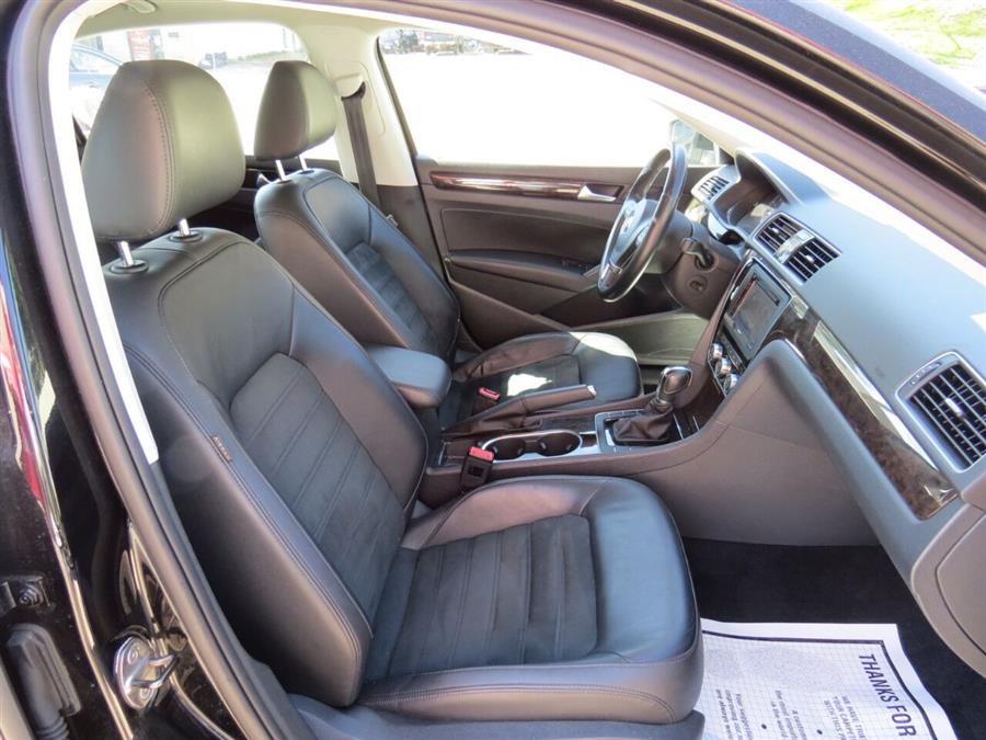 Used Volkswagen Passat 1.8T SEL Premium PZEV 4dr Sedan 6A 2014 | Lake City Exports Inc. Auburn, Maine Used Volkswagen Passat 1.8T SEL Premium PZEV 4dr Sedan 6A 2014 | Lake City Exports Inc. Auburn, Maine