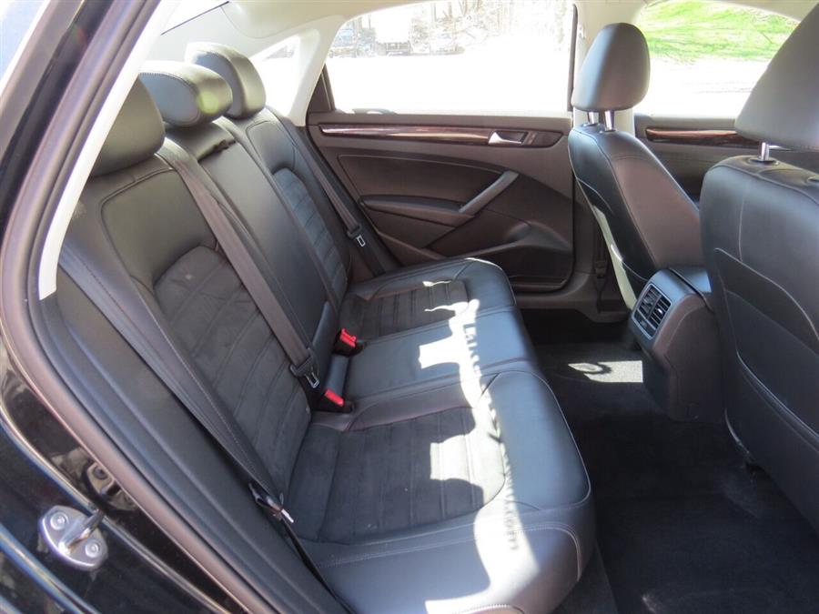 Used Volkswagen Passat 1.8T SEL Premium PZEV 4dr Sedan 6A 2014 | Lake City Exports Inc. Auburn, Maine Used Volkswagen Passat 1.8T SEL Premium PZEV 4dr Sedan 6A 2014 | Lake City Exports Inc. Auburn, Maine