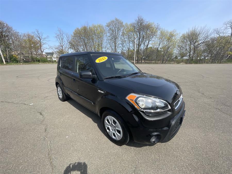 2013 Kia Soul 5dr Wgn Auto Base, available for sale in Stratford, Connecticut | Wiz Leasing Inc. Stratford, Connecticut