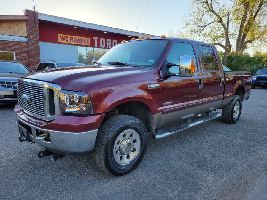 2007 Ford Super Duty F-250 4WD XLT Crew Cab 6.0 Power Stroke Diesel, available for sale in East Windsor, Connecticut | Toro Auto. East Windsor, Connecticut