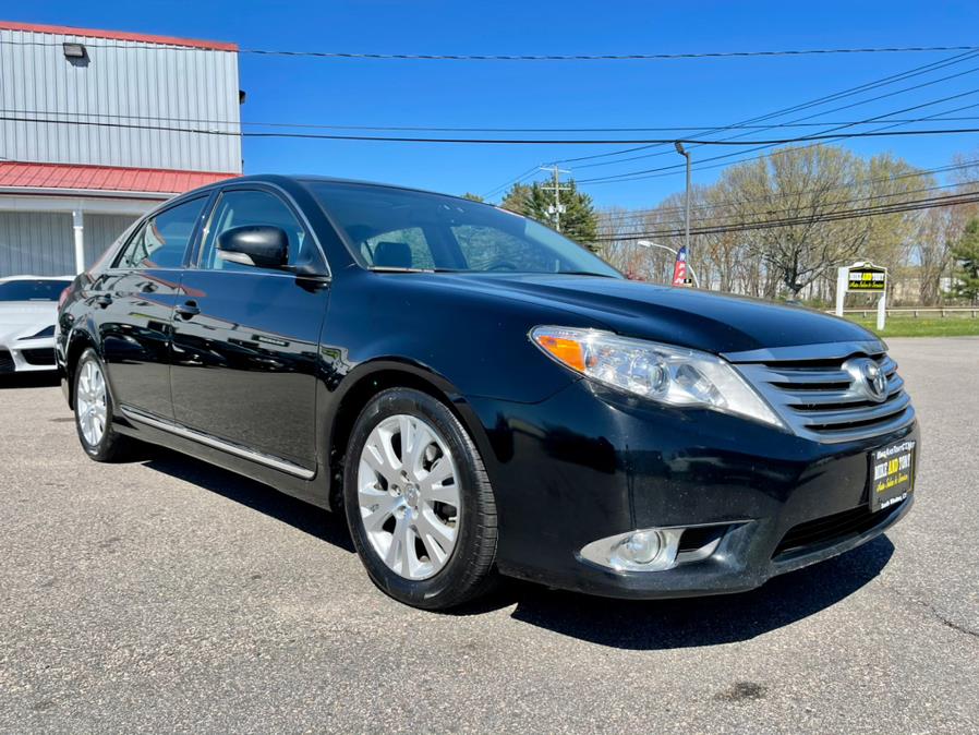 2011 Toyota Avalon 4dr Sdn Limited, available for sale in South Windsor, Connecticut | Mike And Tony Auto Sales, Inc. South Windsor, Connecticut 2011 Toyota Avalon 4dr Sdn Limited, available for sale in South Windsor, Connecticut | Mike And Tony Auto Sales, Inc. South Windsor, Connecticut