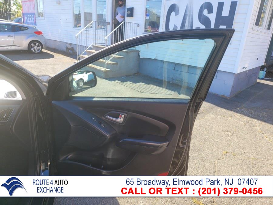 Used Hyundai Tucson FWD 4dr Auto GLS PZEV 2013 | Route 4 Auto Exchange. Elmwood Park, New Jersey Used Hyundai Tucson FWD 4dr Auto GLS PZEV 2013 | Route 4 Auto Exchange. Elmwood Park, New Jersey