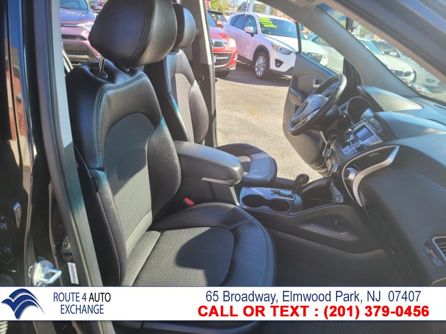 Used Hyundai Tucson FWD 4dr Auto GLS PZEV 2013 | Route 4 Auto Exchange. Elmwood Park, New Jersey Used Hyundai Tucson FWD 4dr Auto GLS PZEV 2013 | Route 4 Auto Exchange. Elmwood Park, New Jersey