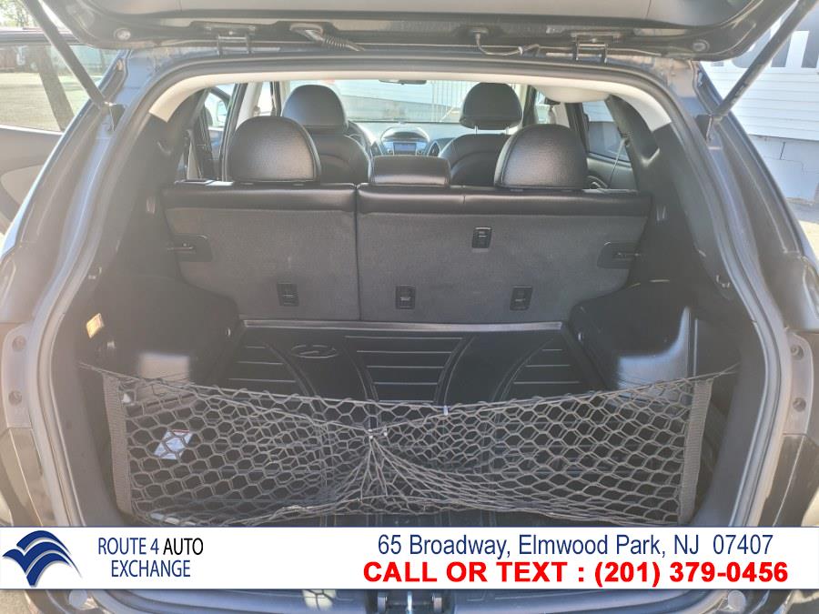 Used Hyundai Tucson FWD 4dr Auto GLS PZEV 2013 | Route 4 Auto Exchange. Elmwood Park, New Jersey Used Hyundai Tucson FWD 4dr Auto GLS PZEV 2013 | Route 4 Auto Exchange. Elmwood Park, New Jersey