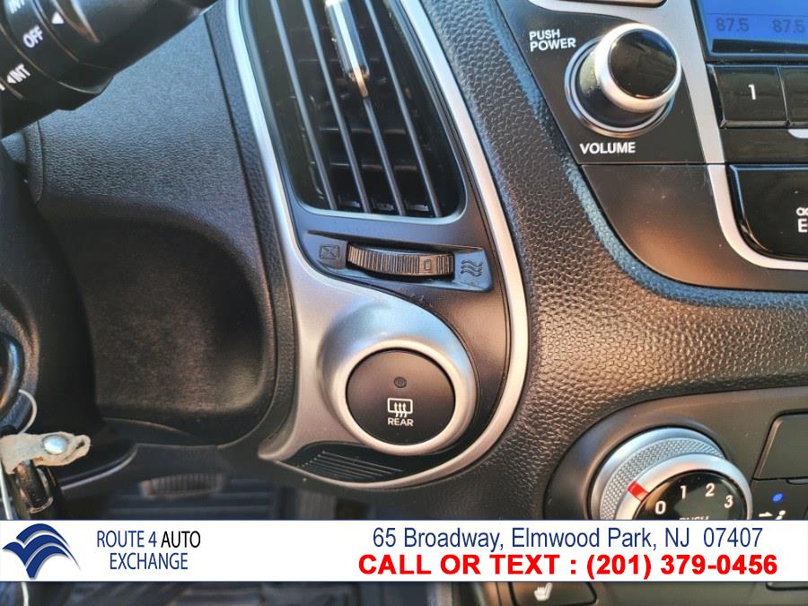 Used Hyundai Tucson FWD 4dr Auto GLS PZEV 2013 | Route 4 Auto Exchange. Elmwood Park, New Jersey Used Hyundai Tucson FWD 4dr Auto GLS PZEV 2013 | Route 4 Auto Exchange. Elmwood Park, New Jersey