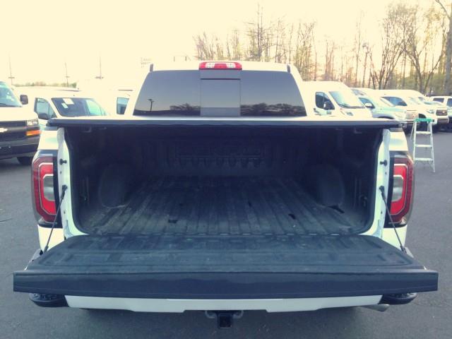 Used GMC Sierra 1500 Denali 4WD w/ Navi, RES & rearCam 2017 | Car Revolution. Maple Shade, New Jersey Used GMC Sierra 1500 Denali 4WD w/ Navi, RES & rearCam 2017 | Car Revolution. Maple Shade, New Jersey