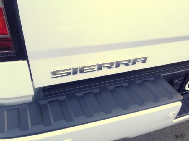 Used GMC Sierra 1500 Denali 4WD w/ Navi, RES & rearCam 2017 | Car Revolution. Maple Shade, New Jersey Used GMC Sierra 1500 Denali 4WD w/ Navi, RES & rearCam 2017 | Car Revolution. Maple Shade, New Jersey