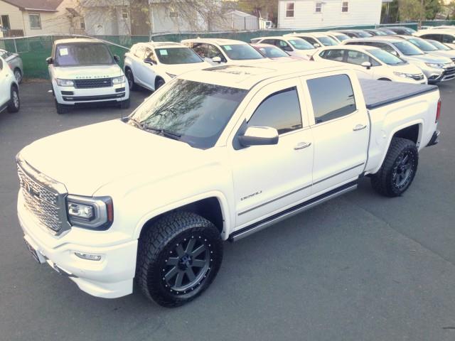 Used GMC Sierra 1500 Denali 4WD w/ Navi, RES & rearCam 2017 | Car Revolution. Maple Shade, New Jersey Used GMC Sierra 1500 Denali 4WD w/ Navi, RES & rearCam 2017 | Car Revolution. Maple Shade, New Jersey