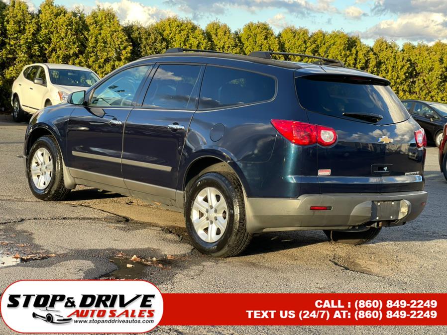 2012 Chevrolet Traverse AWD 4dr LS, available for sale in East Windsor, Connecticut | Stop & Drive Auto Sales. East Windsor, Connecticut 2012 Chevrolet Traverse AWD 4dr LS, available for sale in East Windsor, Connecticut | Stop & Drive Auto Sales. East Windsor, Connecticut