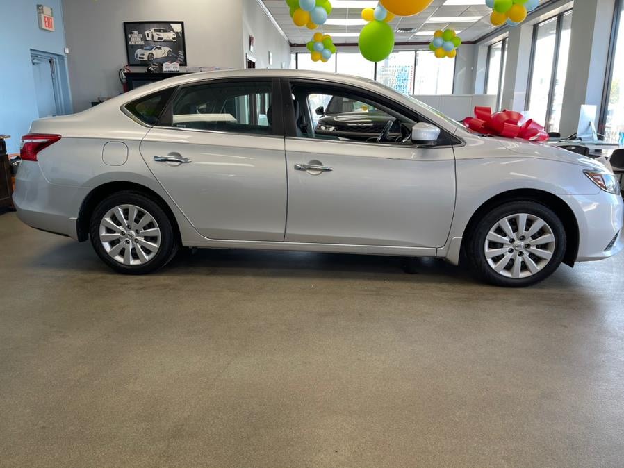 Used Nissan Sentra SV SV CVT 2017 | 5 Towns Drive. Inwood, New York Used Nissan Sentra SV SV CVT 2017 | 5 Towns Drive. Inwood, New York