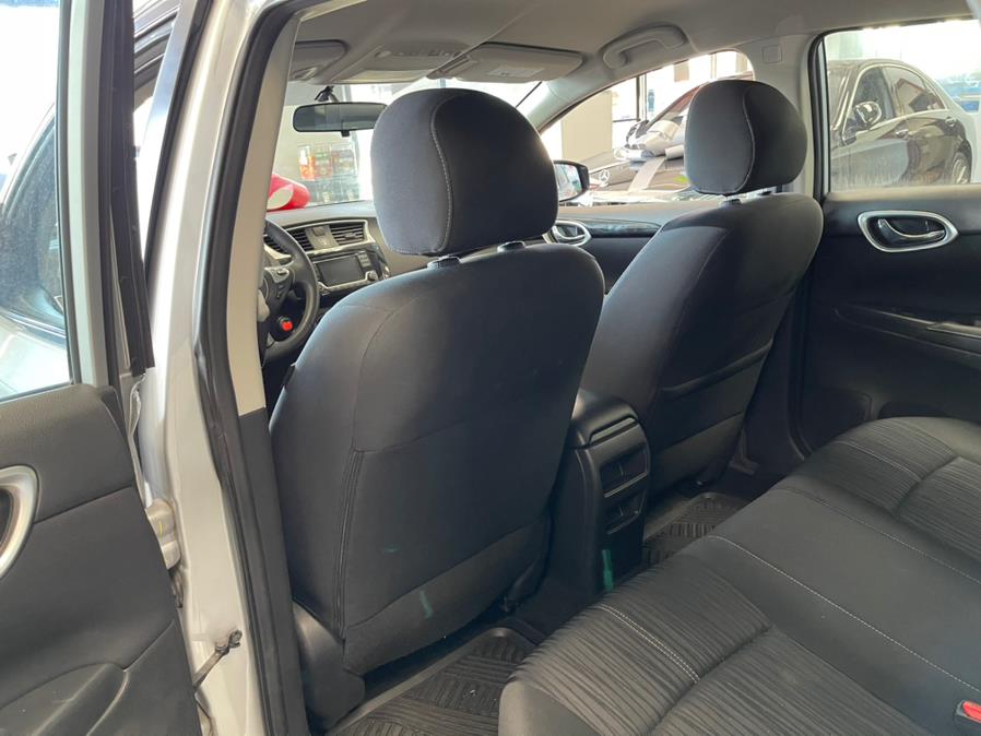 Used Nissan Sentra SV SV CVT 2017 | 5 Towns Drive. Inwood, New York Used Nissan Sentra SV SV CVT 2017 | 5 Towns Drive. Inwood, New York