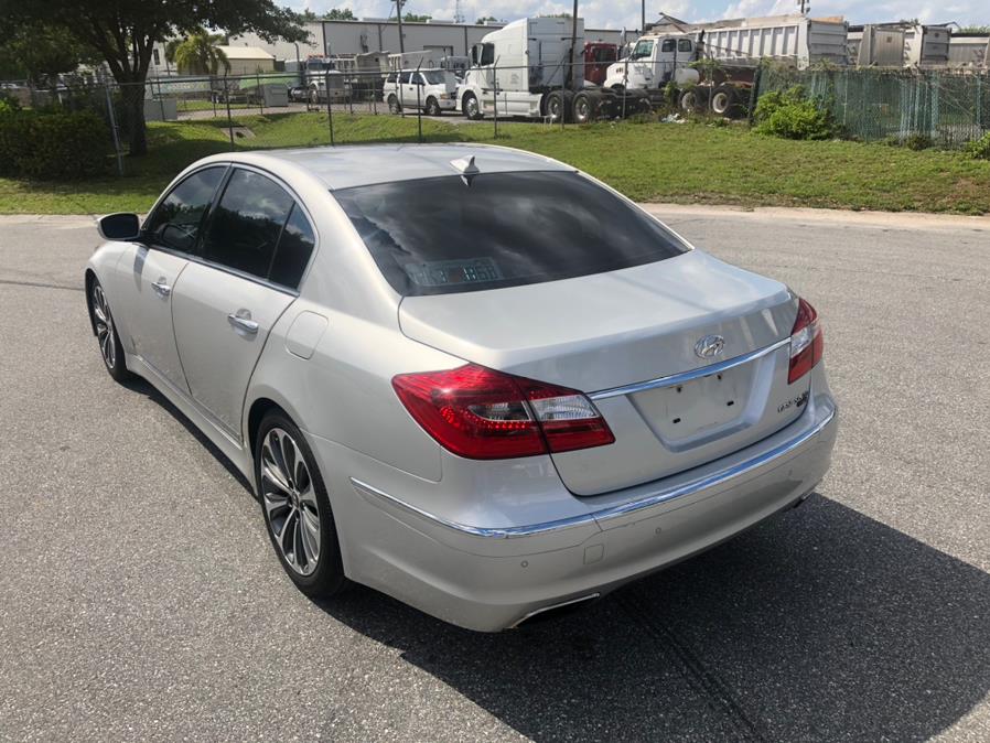 Used Hyundai Genesis 4dr Sdn V8 5.0L R-Spec 2013 | Ideal Auto Sales. Orlando, Florida Used Hyundai Genesis 4dr Sdn V8 5.0L R-Spec 2013 | Ideal Auto Sales. Orlando, Florida