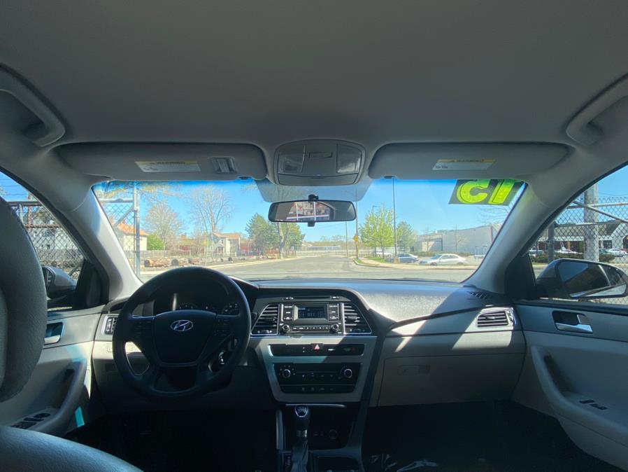 Used Hyundai Sonata 4dr Sdn 2.4L SE 2015 | VEB Auto Sales. Hartford, Connecticut Used Hyundai Sonata 4dr Sdn 2.4L SE 2015 | VEB Auto Sales. Hartford, Connecticut