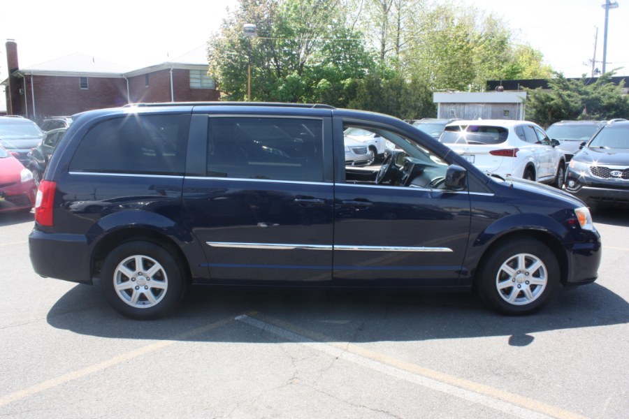 2012 Chrysler Town & Country 4dr Wgn Touring, available for sale in Little Ferry, New Jersey | Victoria Preowned Autos Inc. Little Ferry, New Jersey 2012 Chrysler Town & Country 4dr Wgn Touring, available for sale in Little Ferry, New Jersey | Victoria Preowned Autos Inc. Little Ferry, New Jersey