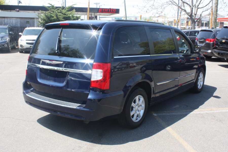 2012 Chrysler Town & Country 4dr Wgn Touring, available for sale in Little Ferry, New Jersey | Victoria Preowned Autos Inc. Little Ferry, New Jersey 2012 Chrysler Town & Country 4dr Wgn Touring, available for sale in Little Ferry, New Jersey | Victoria Preowned Autos Inc. Little Ferry, New Jersey