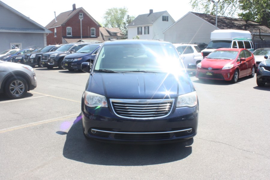 2012 Chrysler Town & Country 4dr Wgn Touring, available for sale in Little Ferry, New Jersey | Victoria Preowned Autos Inc. Little Ferry, New Jersey 2012 Chrysler Town & Country 4dr Wgn Touring, available for sale in Little Ferry, New Jersey | Victoria Preowned Autos Inc. Little Ferry, New Jersey