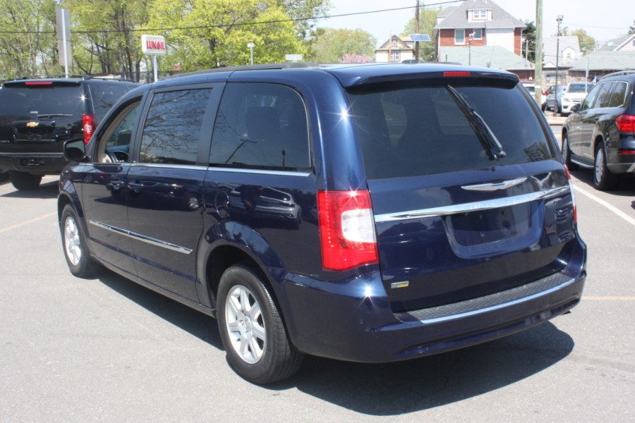 2012 Chrysler Town & Country 4dr Wgn Touring, available for sale in Little Ferry, New Jersey | Victoria Preowned Autos Inc. Little Ferry, New Jersey 2012 Chrysler Town & Country 4dr Wgn Touring, available for sale in Little Ferry, New Jersey | Victoria Preowned Autos Inc. Little Ferry, New Jersey
