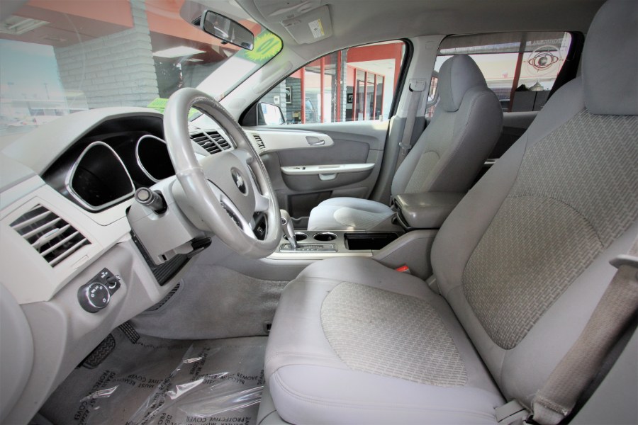 2010 Chevrolet Traverse LS, available for sale in Garden Grove, California | 1 Stop Auto Mart Inc.. Garden Grove, California 2010 Chevrolet Traverse LS, available for sale in Garden Grove, California | 1 Stop Auto Mart Inc.. Garden Grove, California