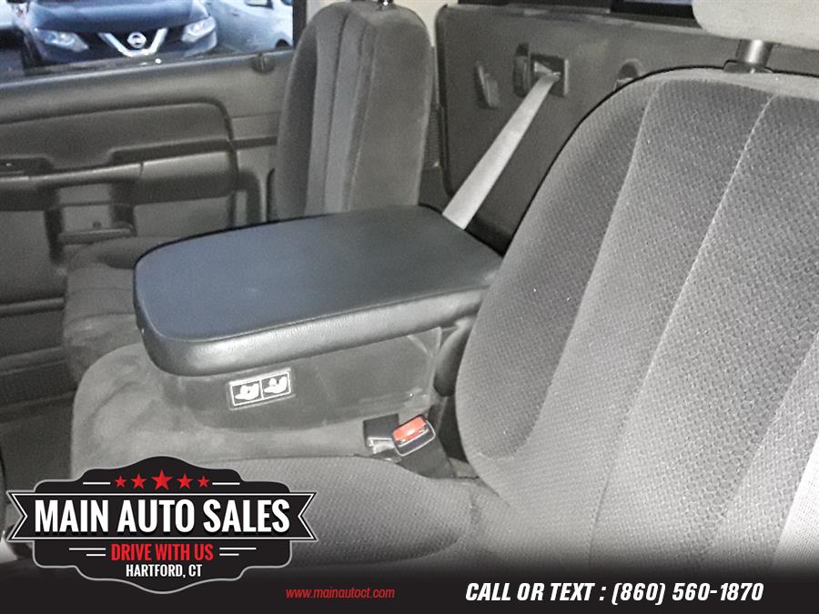 Used Dodge Ram 2500 2dr Reg Cab 140.5" WB 4WD SLT 2004 | Main Auto Sales LLC. Hartford, Connecticut Used Dodge Ram 2500 2dr Reg Cab 140.5" WB 4WD SLT 2004 | Main Auto Sales LLC. Hartford, Connecticut