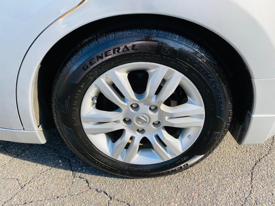 2011 Nissan Altima 4dr Sdn I4 CVT 2.5 SL, available for sale in New Britain, Connecticut | Supreme Automotive. New Britain, Connecticut 2011 Nissan Altima 4dr Sdn I4 CVT 2.5 SL, available for sale in New Britain, Connecticut | Supreme Automotive. New Britain, Connecticut